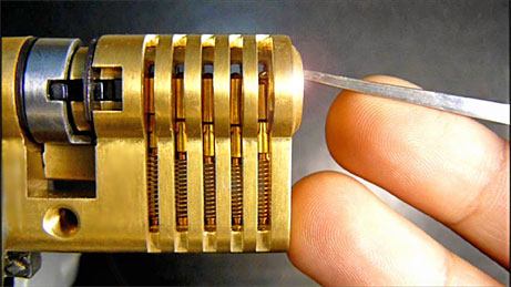 lock picking by Locktech Solutions